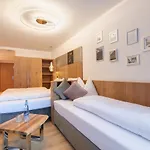 Zalwonder 4*