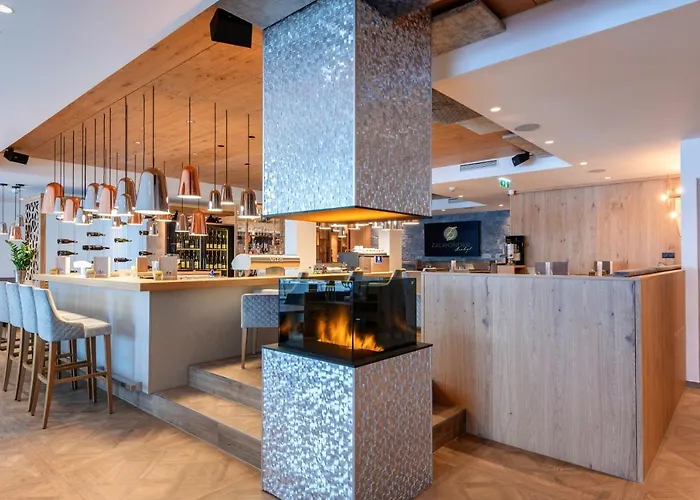 Отель Zalwonder